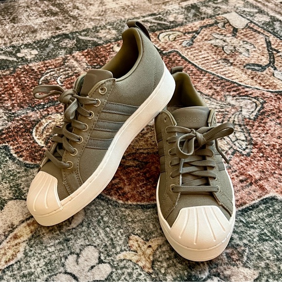Adidas Women's Canvas Cloudfoam Comfort Olive Sneakers - Picture 1 of 5